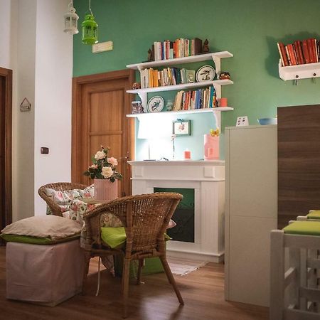 Casa Lena B&B เนเปิลส์ ภายนอก รูปภาพ