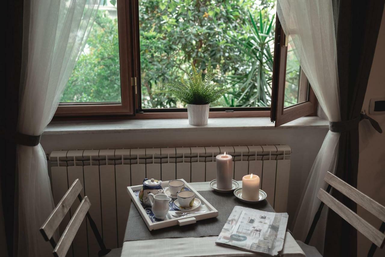 Casa Lena B&B เนเปิลส์ ภายนอก รูปภาพ