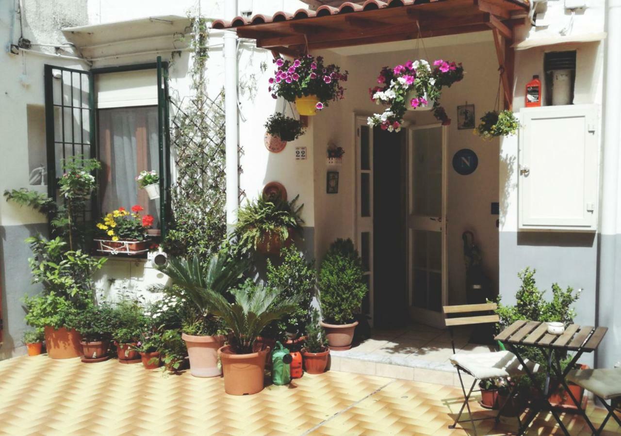 Casa Lena B&B เนเปิลส์ ภายนอก รูปภาพ